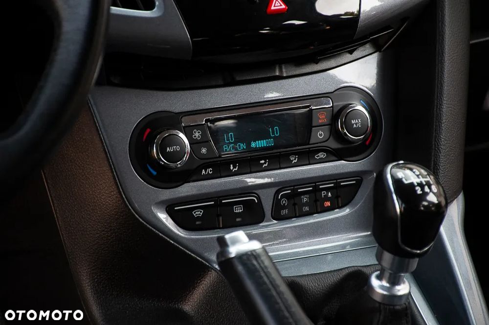 Ford Focus 1.6 EcoBoost Start-Stopp-System Titanium - 33