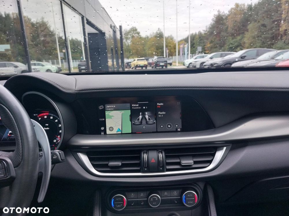 Alfa Romeo Stelvio 2.0 Turbo Veloce Q4 - 24