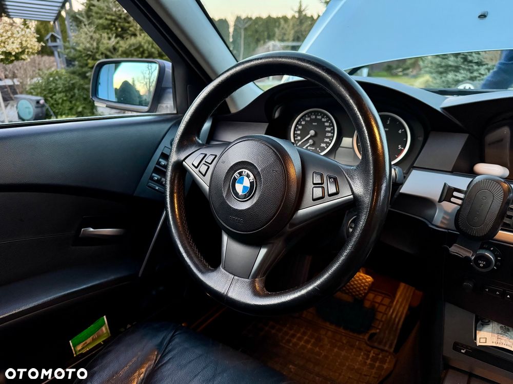 BMW Seria 5 - 21