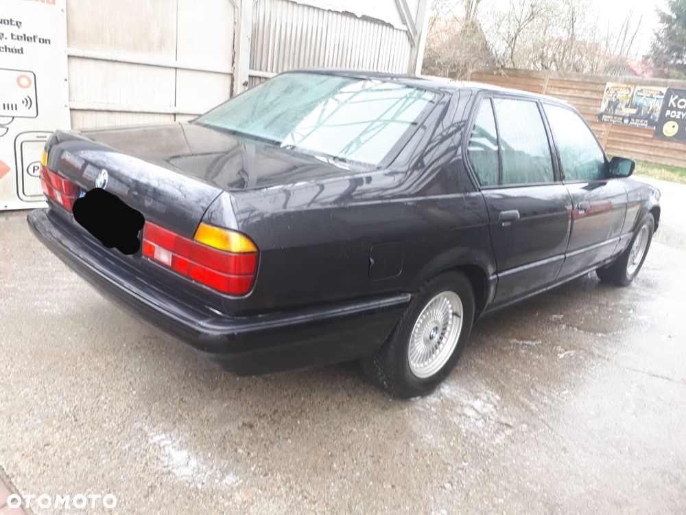 BMW Seria 7 730i - 4