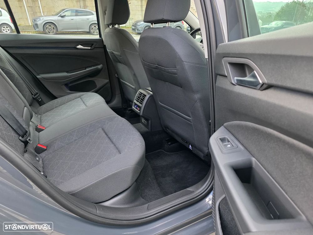 VW Golf 1.5 eTSI Style DSG - 15