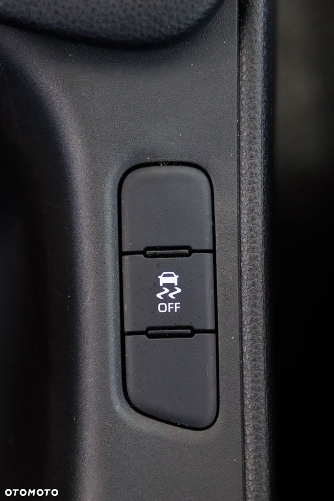 Toyota Yaris - 41