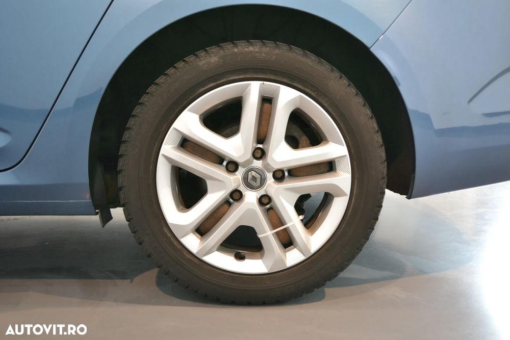 Renault Megane BLUE dCi Zen - 7