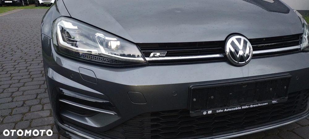 Volkswagen Golf 1.5 TSI OPF R-Line - 4