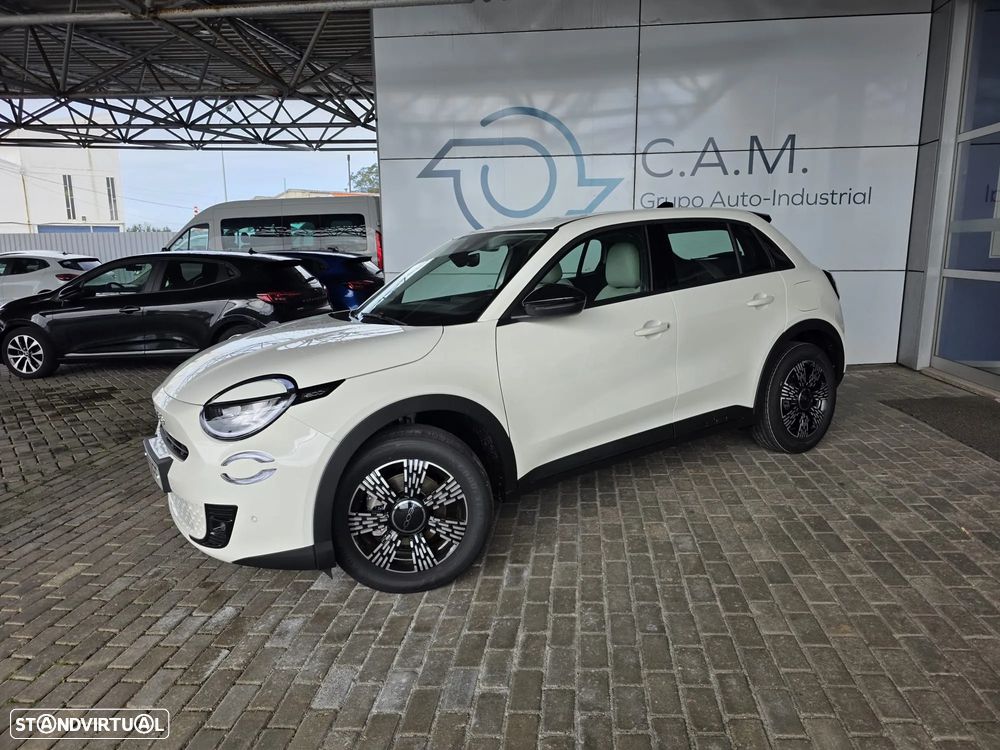 Fiat 600 1.2 Hybrid Icon - 1