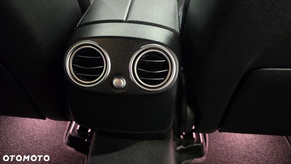 Mercedes-Benz GLC 300 de 4Matic 9G-TRONIC AMG Line Plus - 16