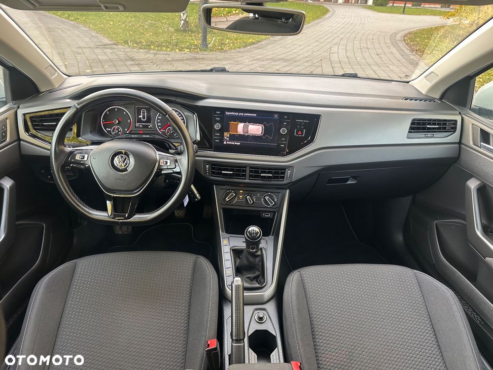 Volkswagen Polo 1.6 TDI SCR Comfortline - 21