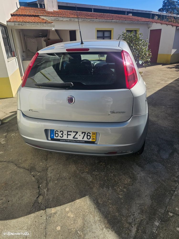 Fiat Grande Punto - 12