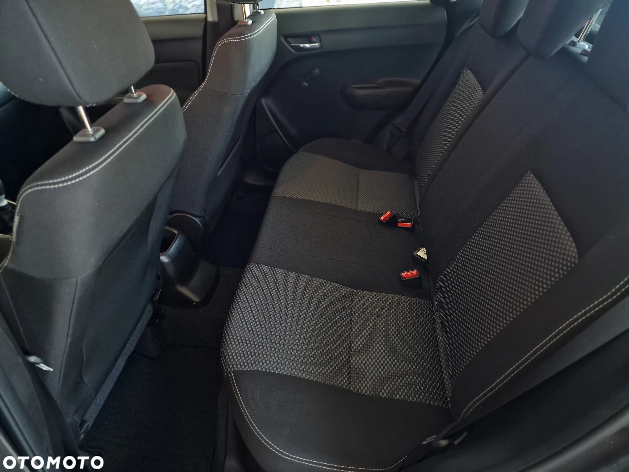 Suzuki Vitara 1.4 Boosterjet mHEV Premium 2WD - 9