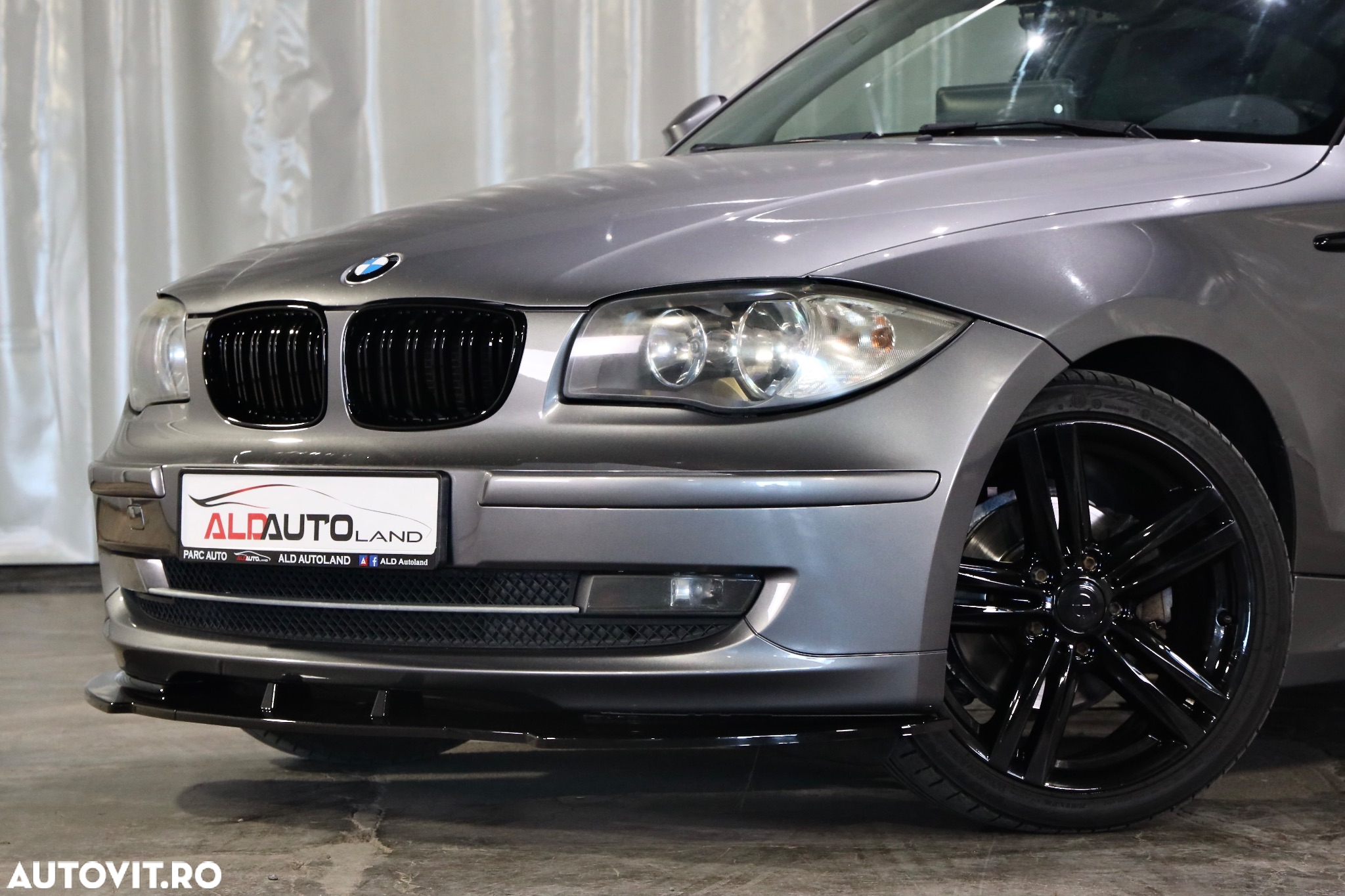 BMW Seria 1 118d - 32