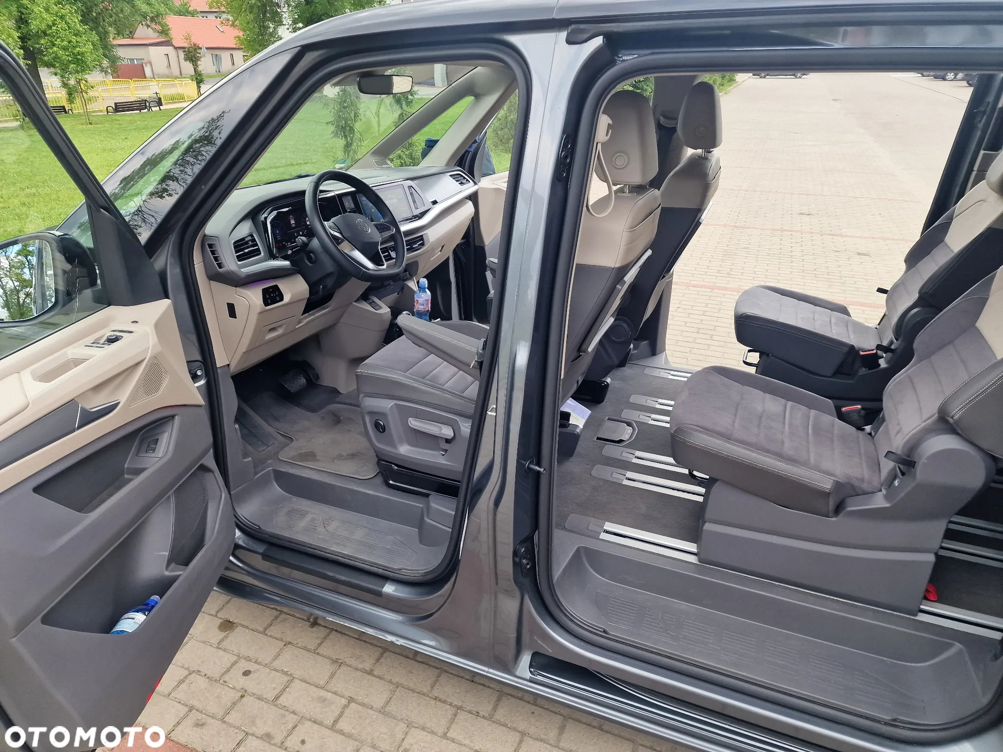 Volkswagen Multivan 6.1 2.0 TDI L1 Highline DSG - 21