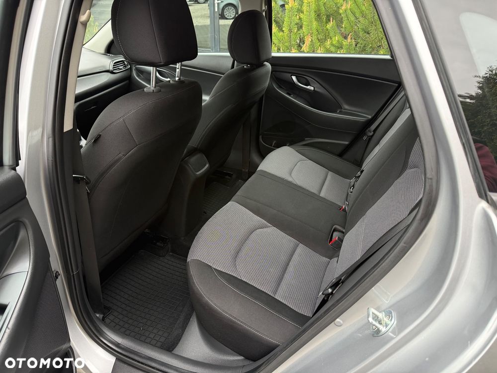 Hyundai i30 1.5 DPI Comfort - 9