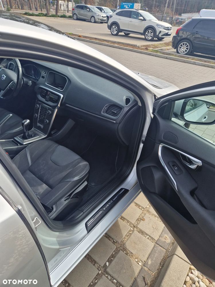 Volvo V40 D4 Drive-E Summum - 6