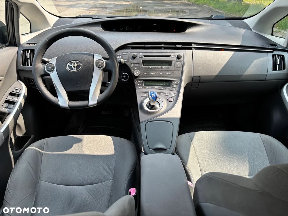 Toyota Prius 1.8 Hybrid Premium - 5