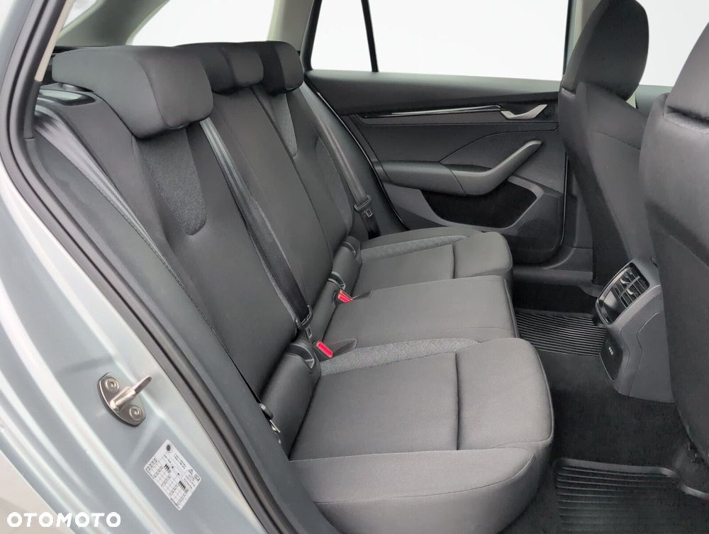 Skoda Octavia 1.5 TSI mHEV Essence DSG - 12