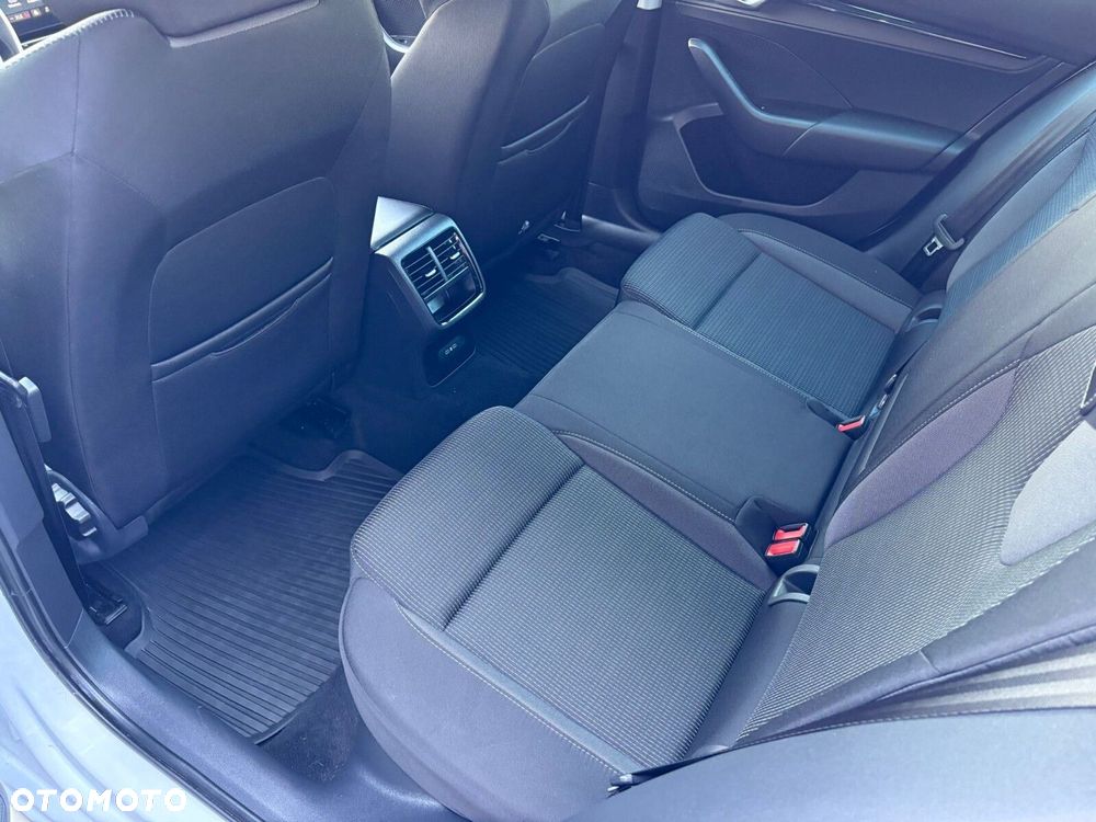 Skoda Octavia 2.0 TDI Selection DSG - 15