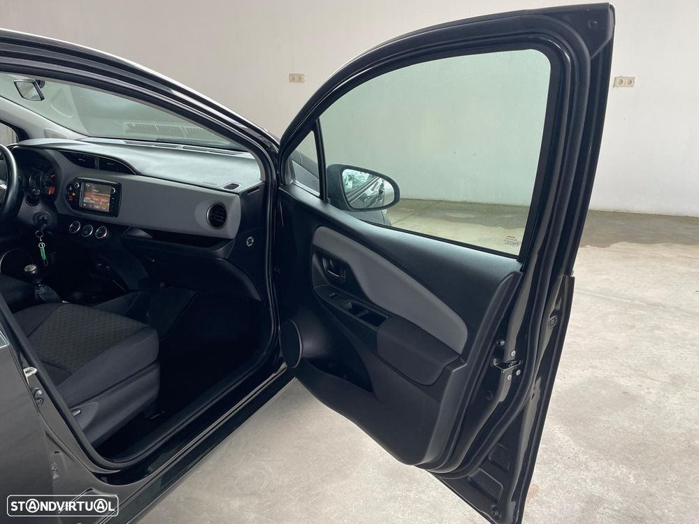 Toyota Yaris 1.4 D-4D Comfort+AC - 18