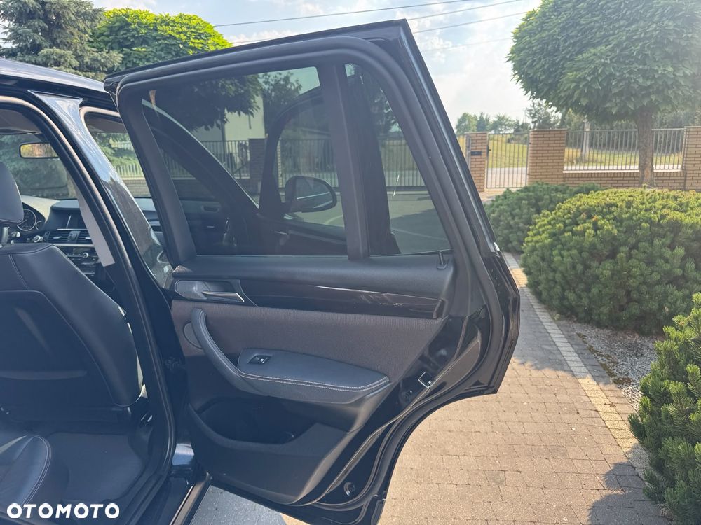 BMW X3 xDrive20i xLine - 16