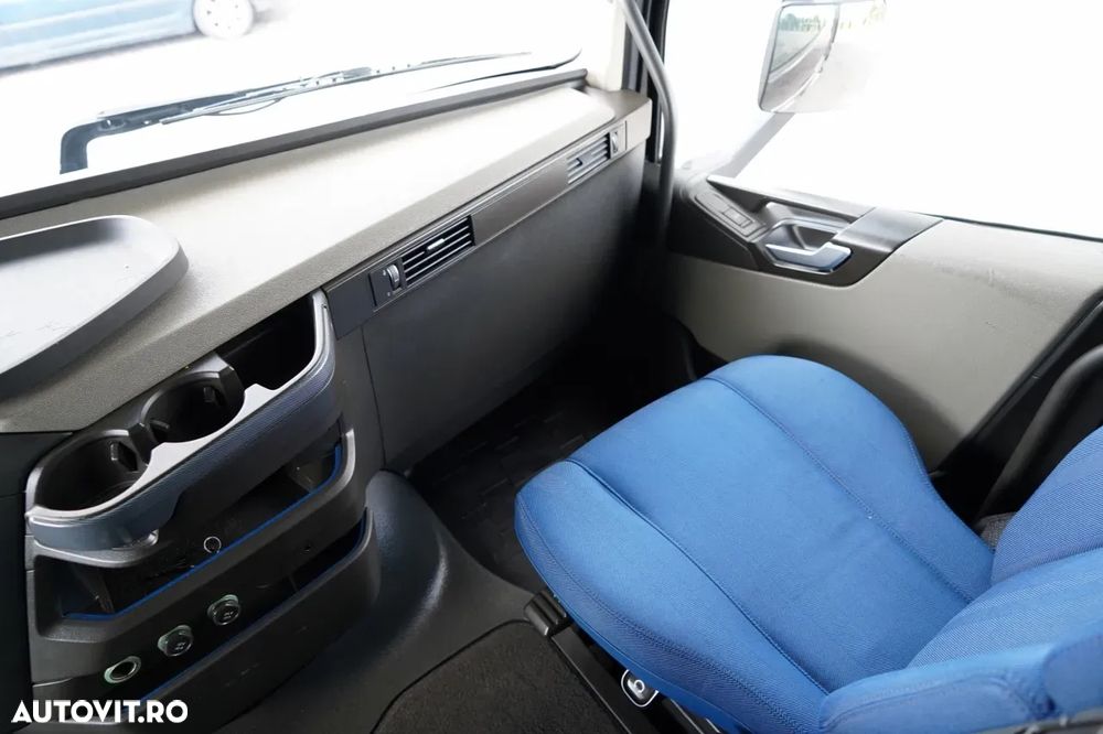 Volvo FH 500 / I-SAVE / TANDEM / 2023 / AER CONDIȚIONAT PARCARE / WECON / PUNTE RIDICATĂ / PUNTE DIRECȚIE / CONTRACT POST-SERVICE - 32