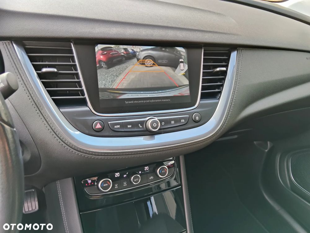 Opel Grandland X 1.6 T Ultimate S&S - 20