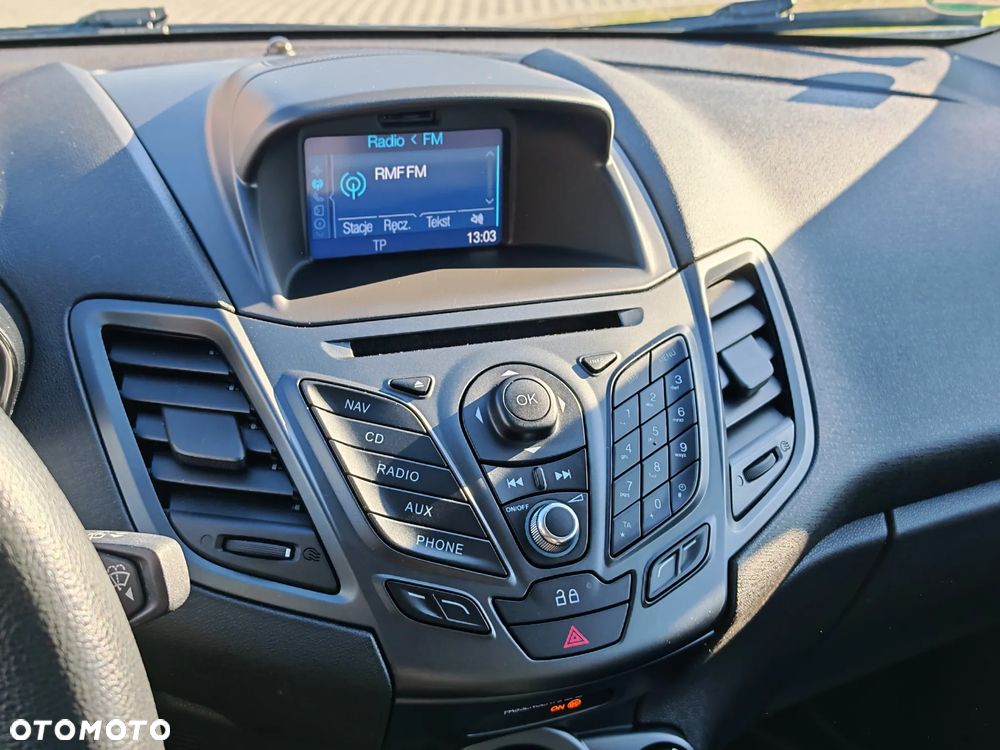 Ford Fiesta 1.6 TDCI Champions Edition - 15