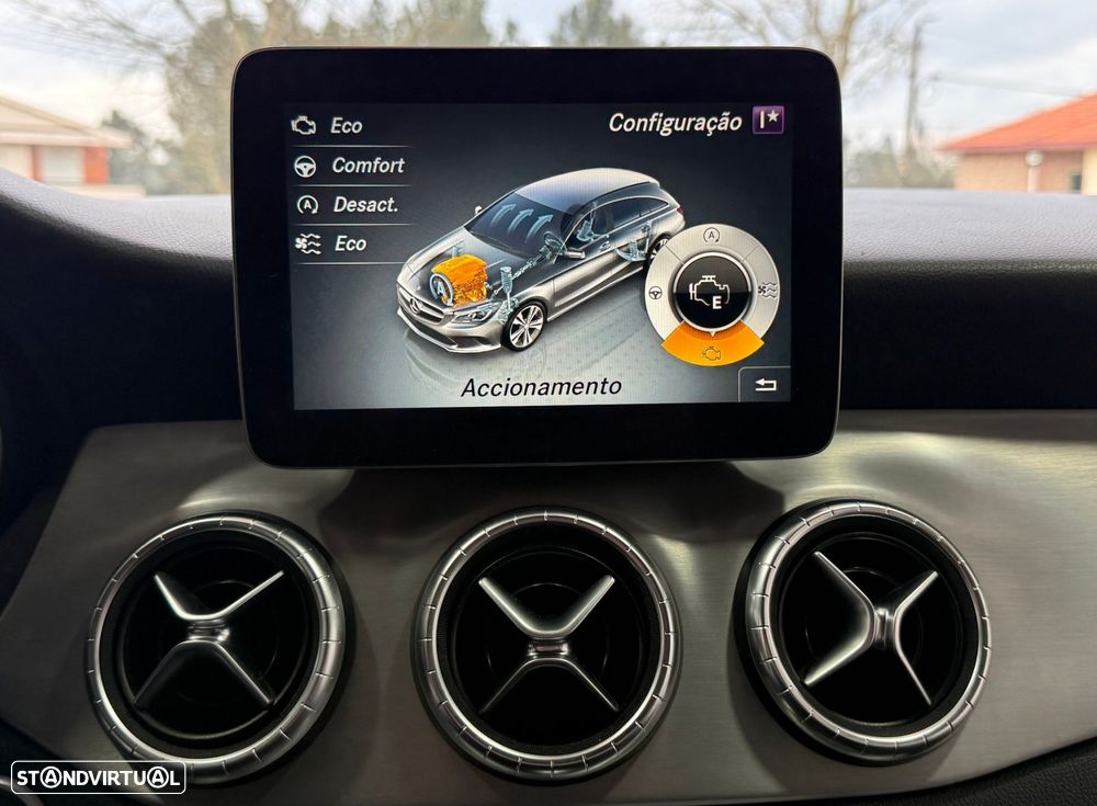 Mercedes-Benz CLA 180 7G-DCT AMG Line - 32