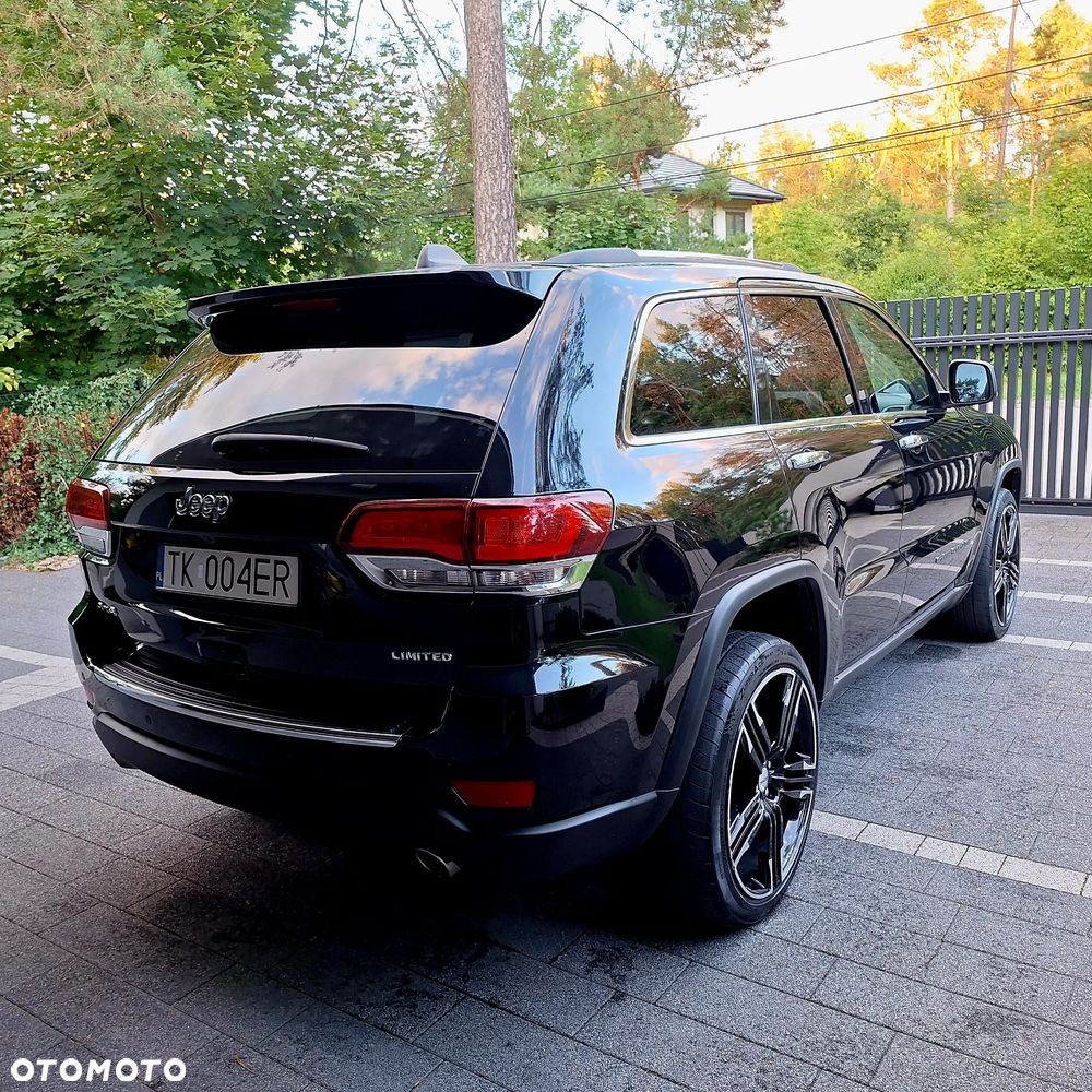 Jeep Grand Cherokee - 11