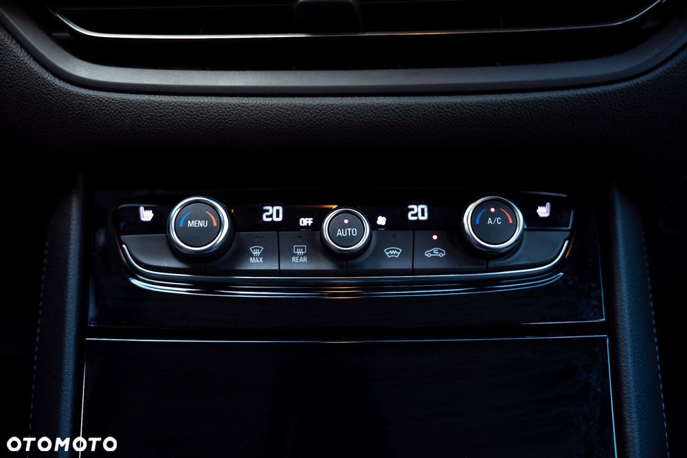 Opel Grandland X 1.2 Start/Stop Automatik Business Elegance - 24