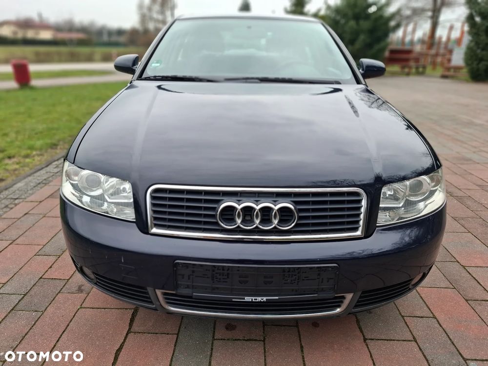 Audi A4 Limousine - 2