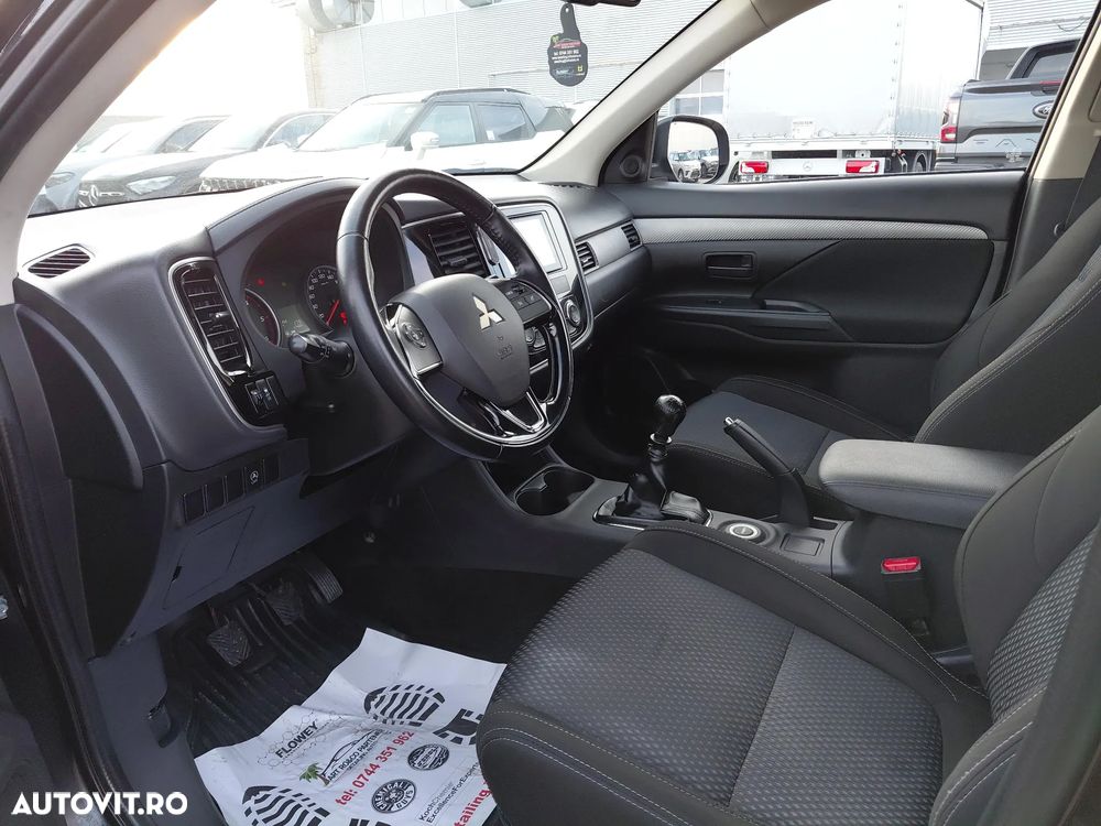 Mitsubishi Outlander 2.2 Litre DI-D AWD Instyle - 19