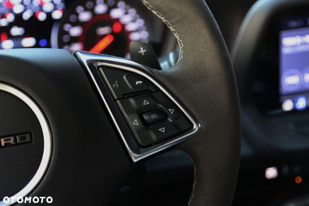 Chevrolet Camaro - 26