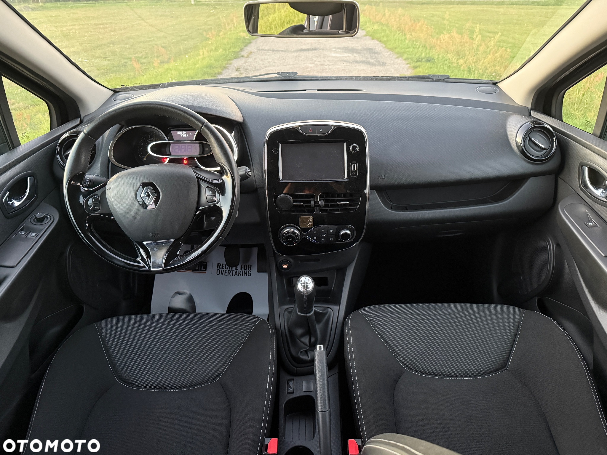 Renault Clio 1.2 16V 75 Dynamique - 5