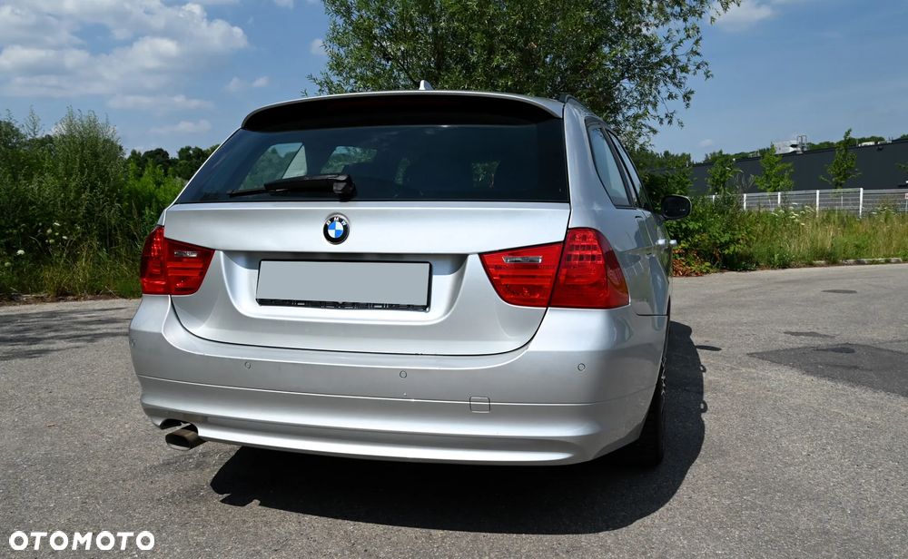 BMW Seria 3 - 18