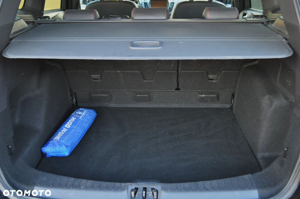 Ford Kuga 1.5 EcoBoost 2x4 ST-Line - 10