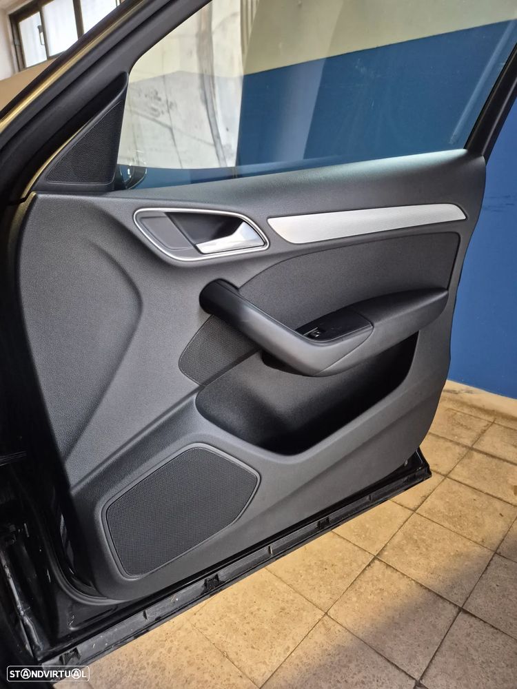 Audi Q3 2.0 TDI quattro S-tronic - 35