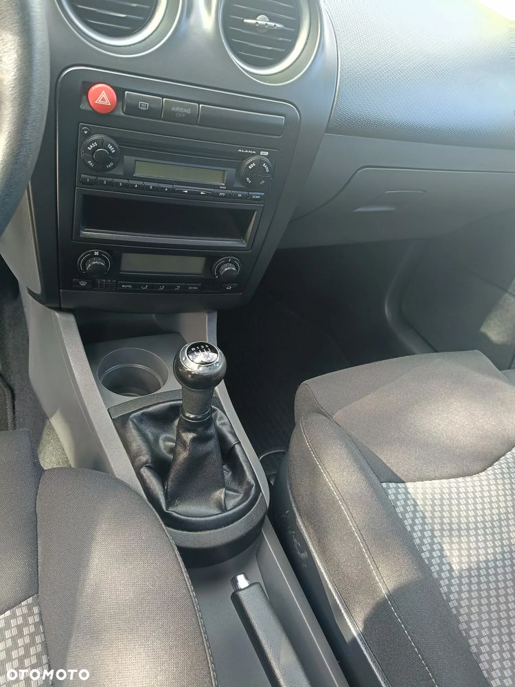 Seat Ibiza 1.4 16V Style - 20