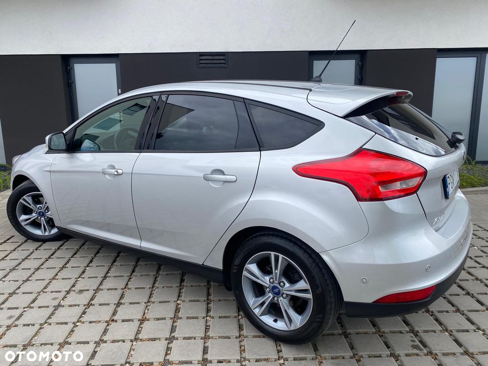 Ford Focus 1.0 EcoBoost STart-Stopp-System TITANIUM - 11