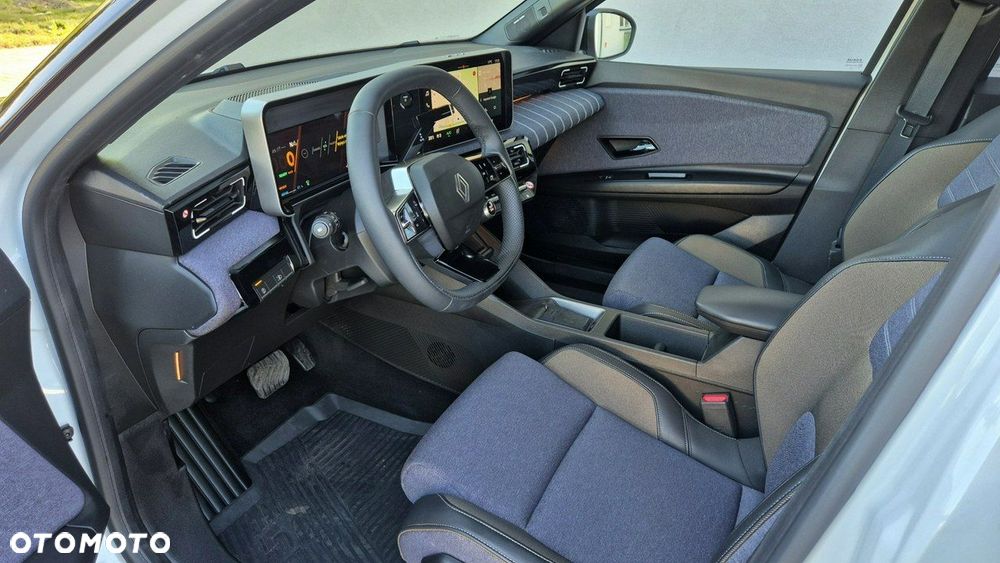 Renault 5 52kWh Comfort Range Techno - 9