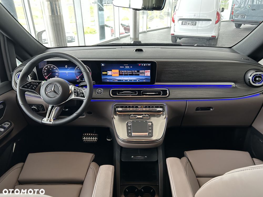 Mercedes-Benz Klasa V 300 d 4-Matic 9G-Tronic Exclusive (d³ugi) - 16