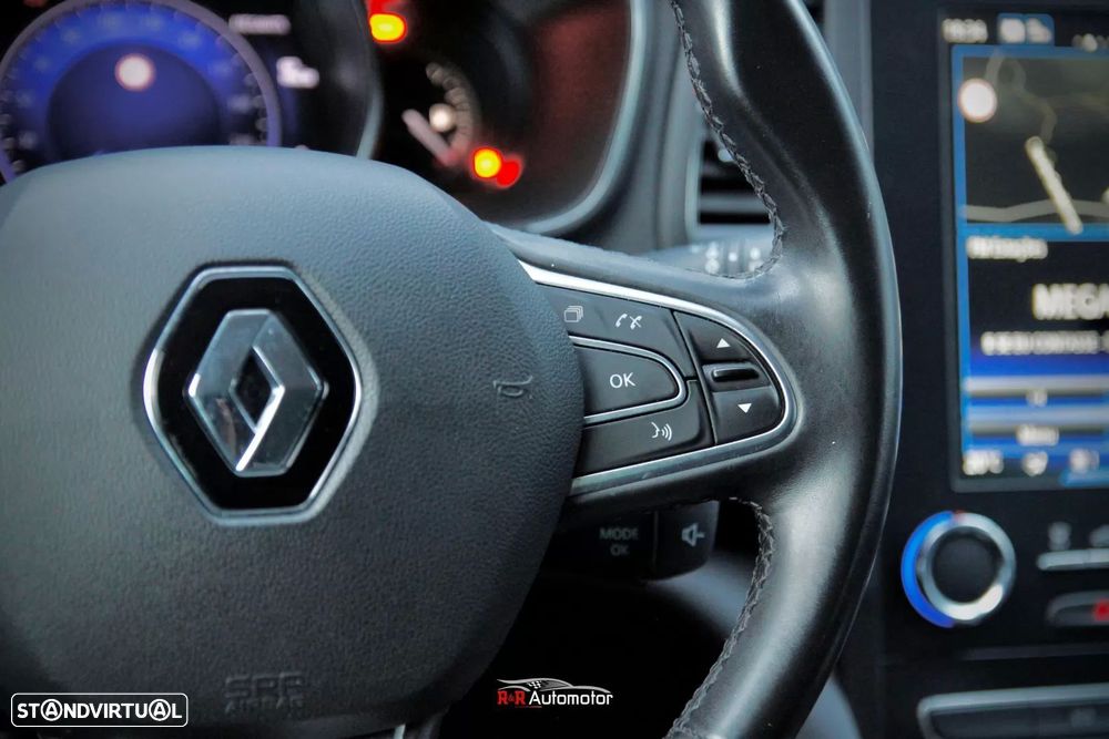 Renault Mégane 1.5 Blue dCi Intens - 19