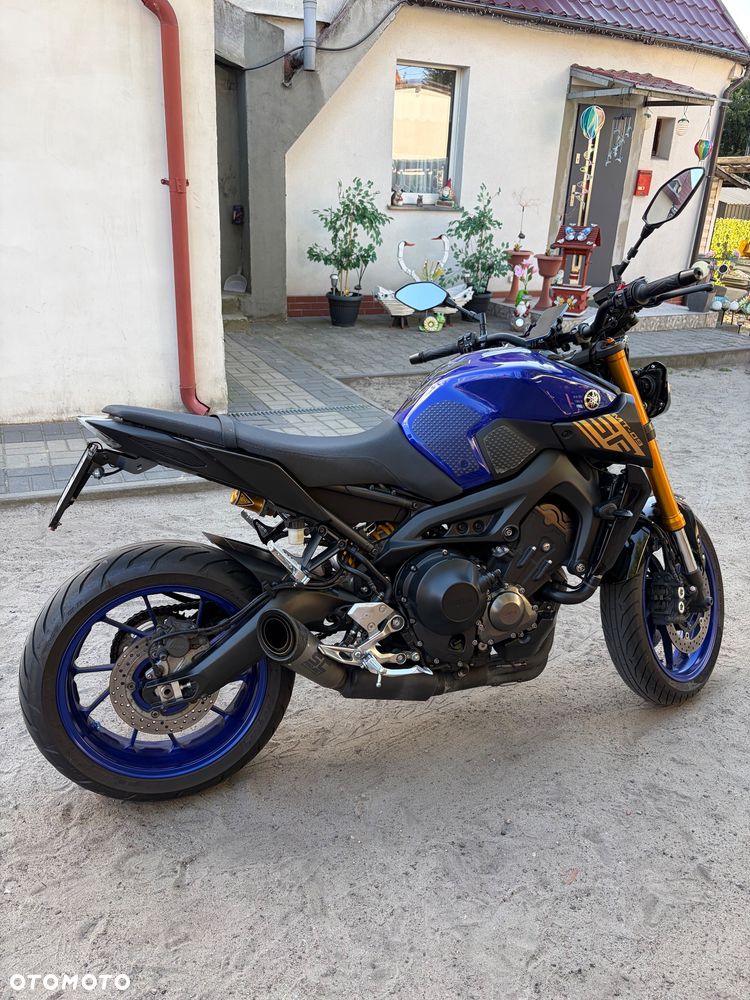 Yamaha MT - 6