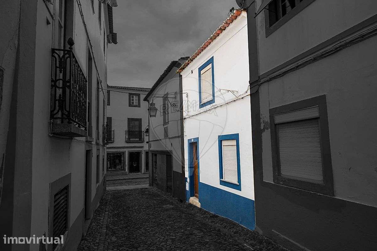 Moradia T2 para venda - Grande imagem: 2/24