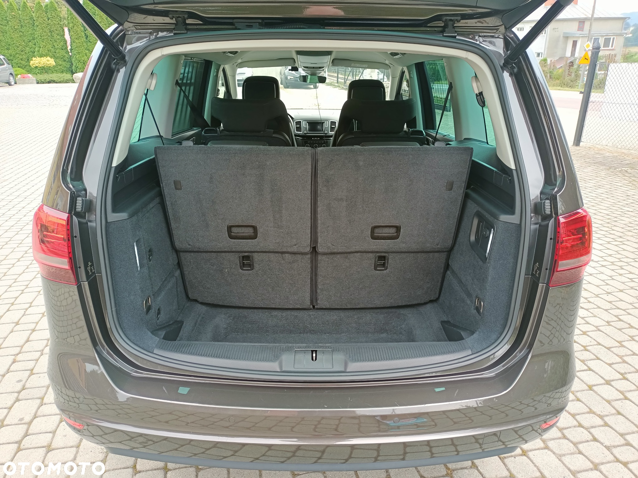 Volkswagen Sharan 2.0 TDI 4Mot Highline DSG - 13