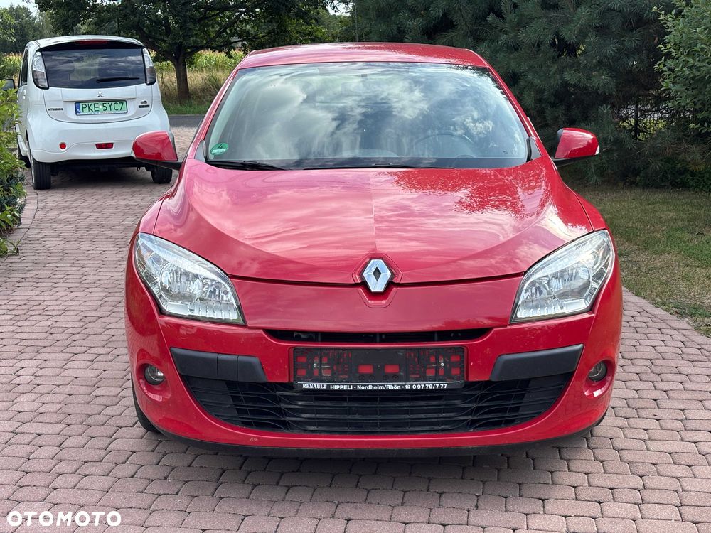 Renault Megane 2009 photo 2
