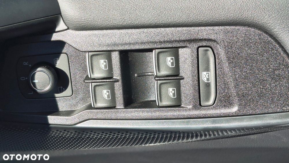 Volkswagen Tiguan - 15