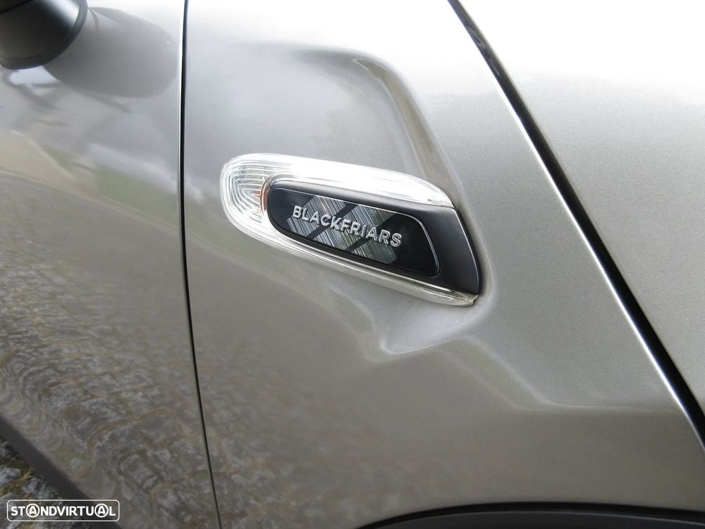 MINI 3 Portas Cooper D Aut. - 13