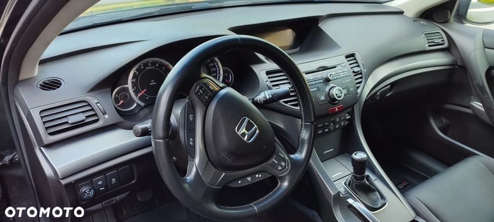 Honda Accord 2.0 Lifestyle - 19