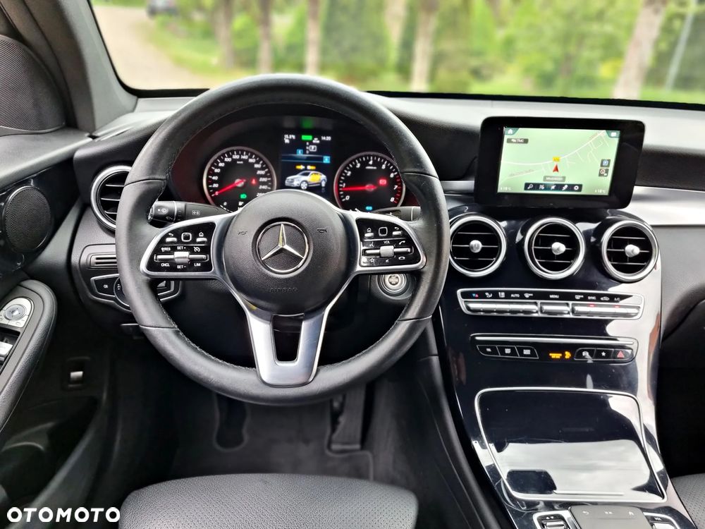 Mercedes-Benz GLC 200 4Matic 9G-TRONIC - 23