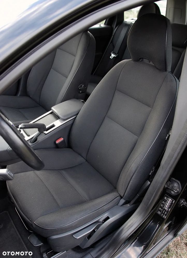 Volvo V50 2.0D DPF Kinetic - 8