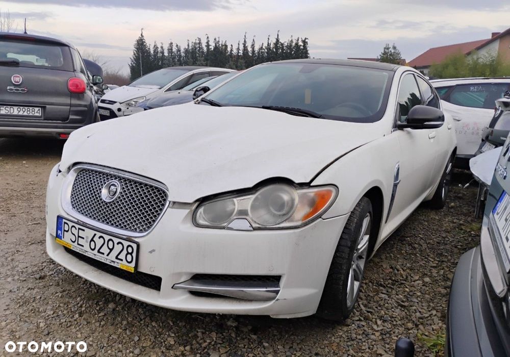 Jaguar XF - 1